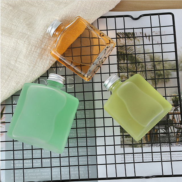 Custom Glass Wine Bottle,60ml,110ml,200ml