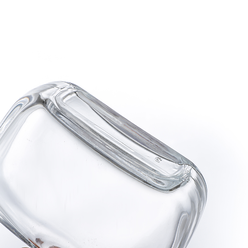 Online Exporter Glass Cosmetic Bottles Wholesale –flatshape reed diffuser bottles wholesale Cui Can Glass detail pictures
