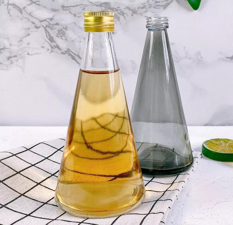 Popular Design for500ml Wine Bottles Wholesale- Round Triangle 250ml 325ml Glass BottlesCui Can Glass detail pictures