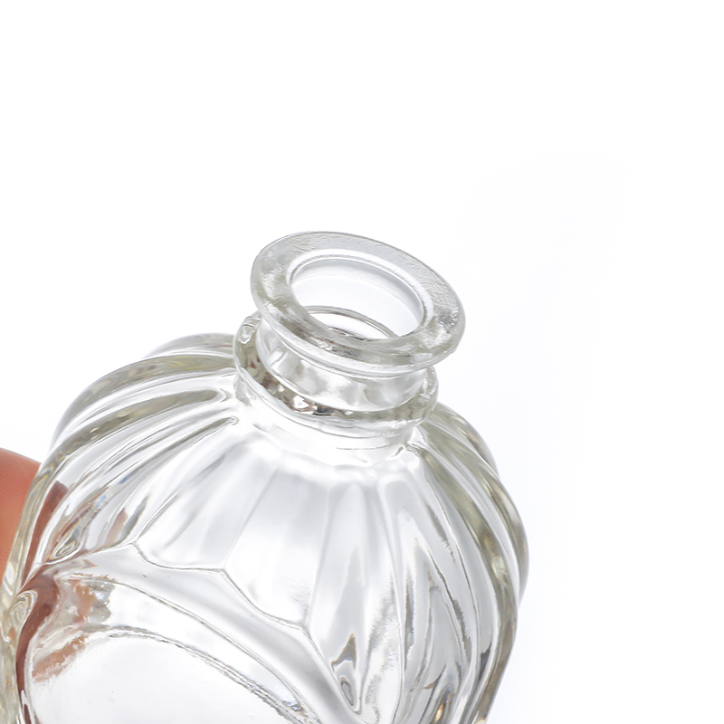 Bottom price Cosmetic Jars Wholesale - Custom empty reed diffuser bottles wholesale Cui Can Glass detail pictures