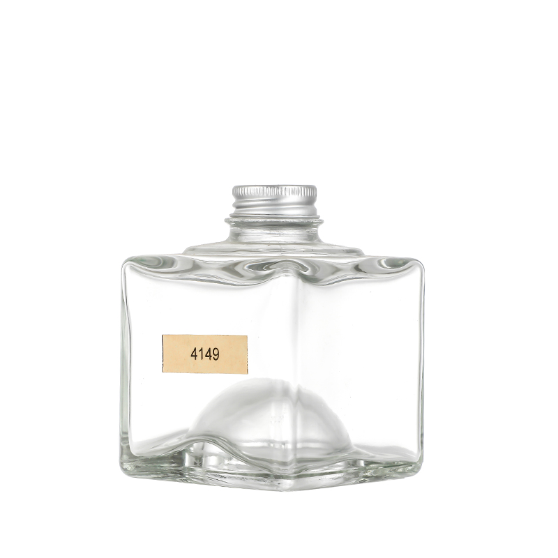 2021 China New DesignGlass Wine Decanter- wholesale fancy vodka alcohol spirits liquor whisky glass bottle Cui Can Glass detail pictures