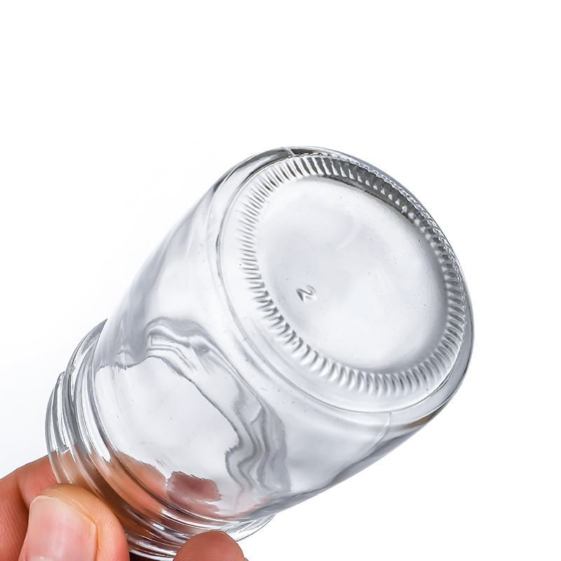 Newly Arrival Candle Jars With Cork Lids- 100ml Clear Glass Bottles with Pretty Black Lids Small Glass Jars for Yogurt Pudding Cui Can Glass detail pictures